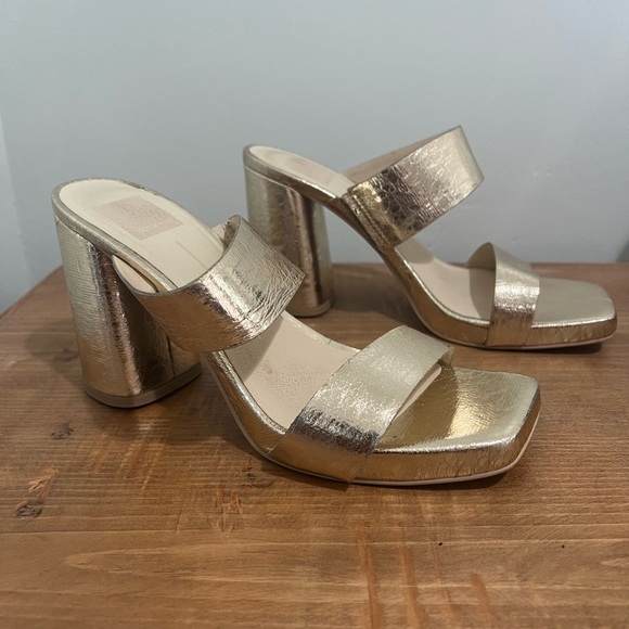 Dolce Vita heels gold size 7.5. - Picture 2 of 2